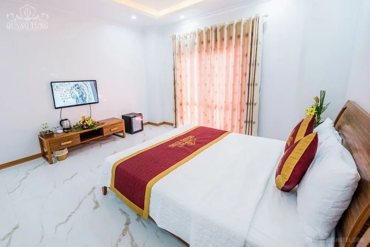 Quang Tung Cat Ba Hotel
