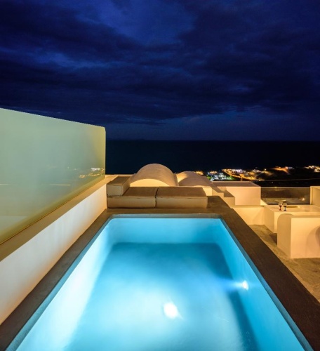 1 Bedroom Deluxe Suite with balcony