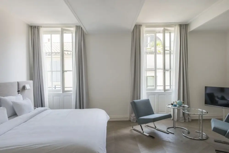 Guest rooms