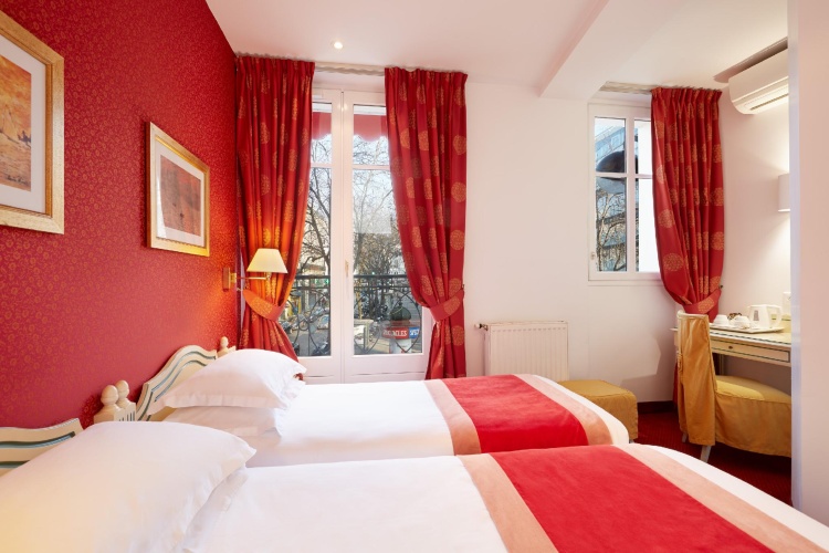 Twin room