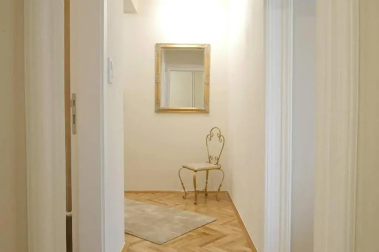 Apartment Art