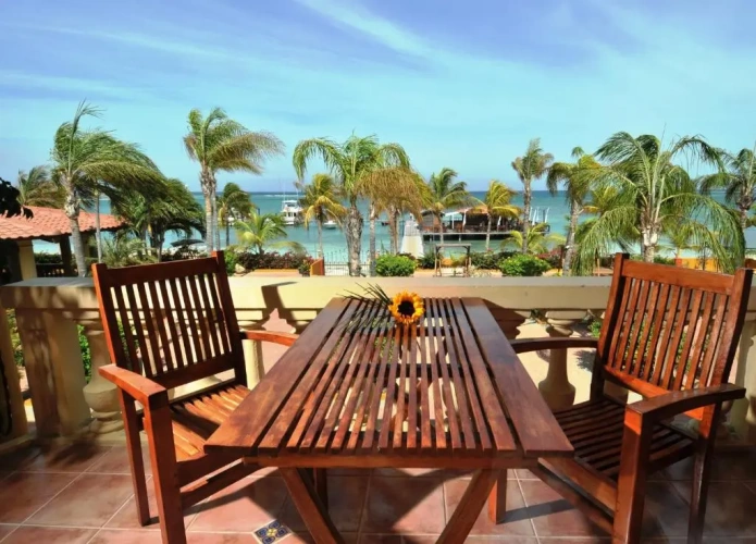 1 Bedroom Apartment with ocean view