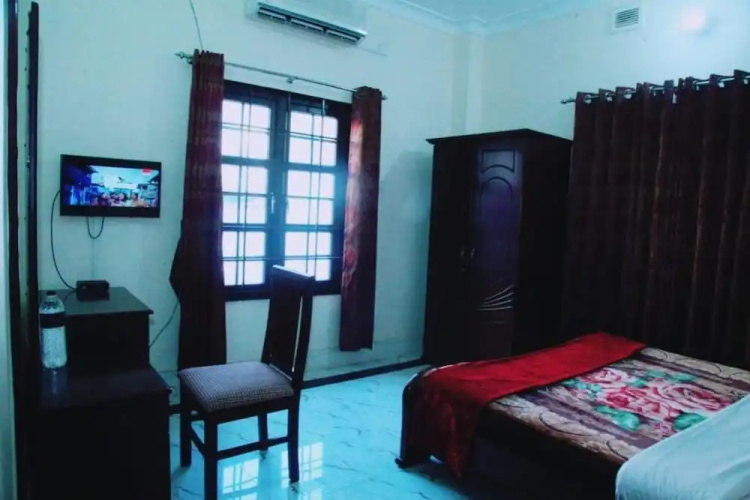 Novem Inn & Holidays