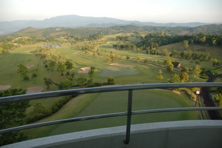 Standard Twin room with balcony