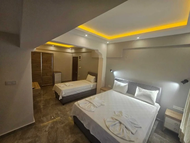 Standard Triple room with balcony