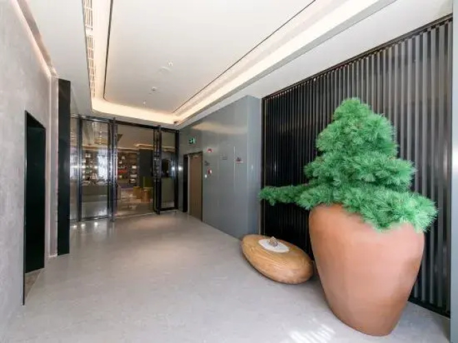 Sushi Light Luxury Hotel