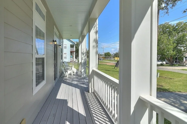 4 Bedrooms Cottage