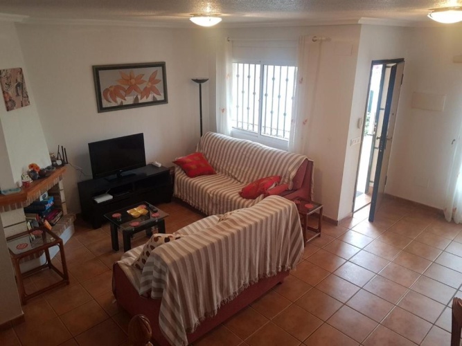 3 Bedrooms Cottage