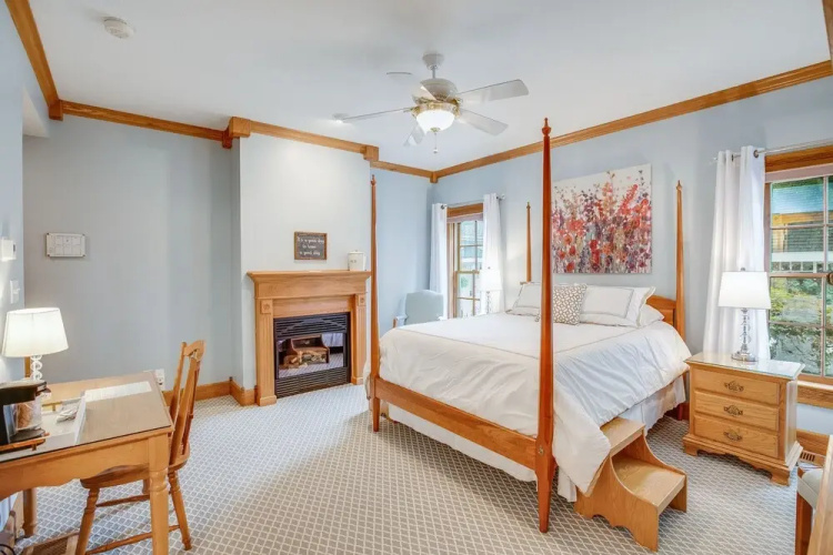 Biddle Point Inn & Event Venue