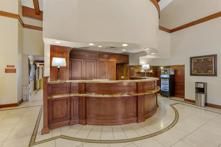 Best Western Plus Greenwell Inn