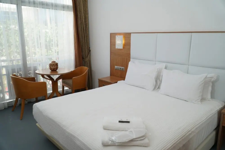 Rooms Bohemian Hotel