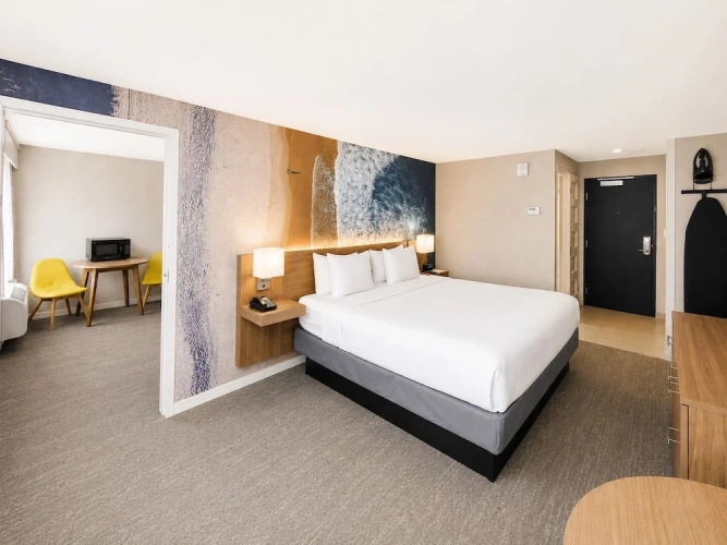 2 Bedrooms Double Suite