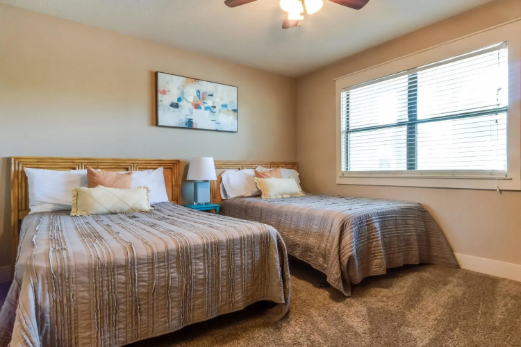 Edgewater Golf Villa 201