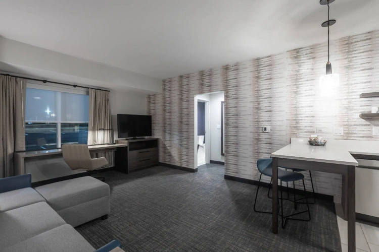 1 Bedroom Double Suite