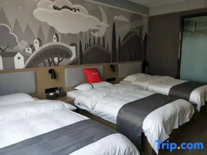 Business Triple room