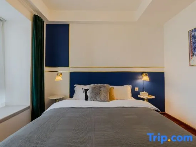 2 Bedrooms Suite