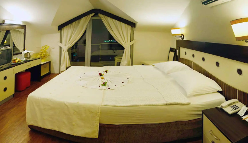 Lavitas Hotel