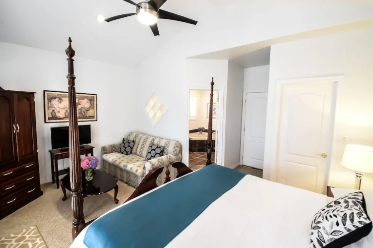 Graystone Bed and Breakfast