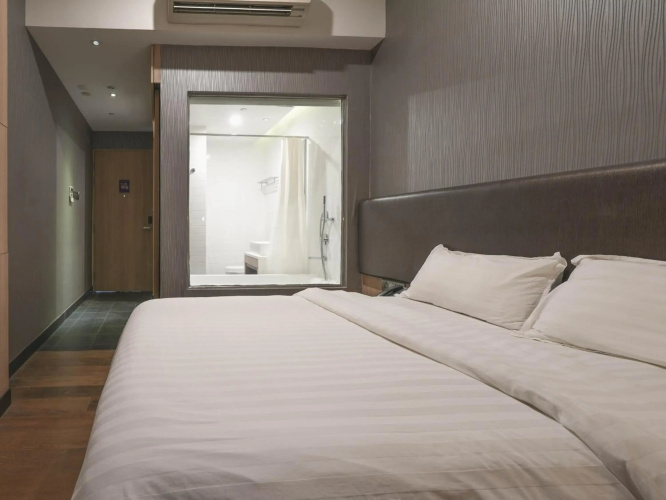 Amrise Hotel Kitchener