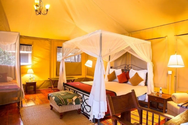 Standard Triple room with balcony