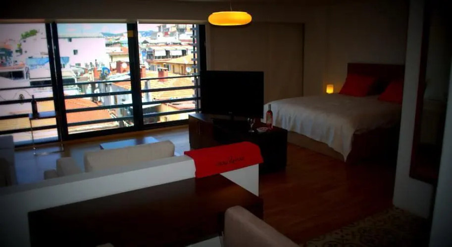 Casa Rosso Suite Hotel