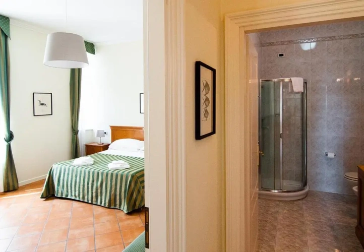 1 Bedroom Apartment with balcony and with sea view