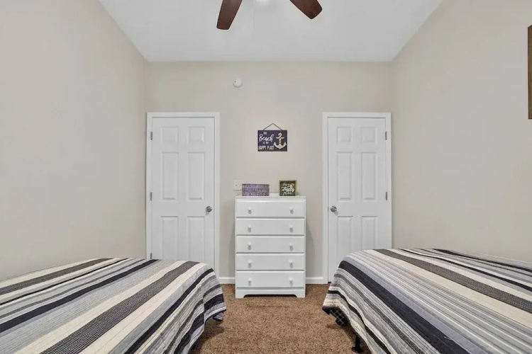 River Oaks 57b 2 Bedroom Condo