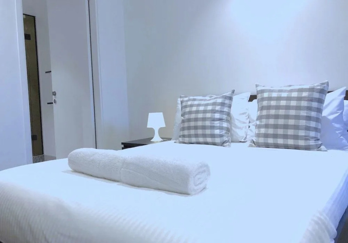 Pride Fawkner Apartments