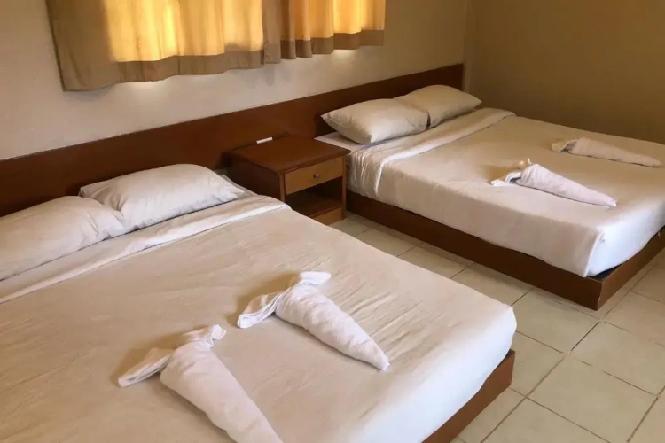 Deluxe Quadruple room