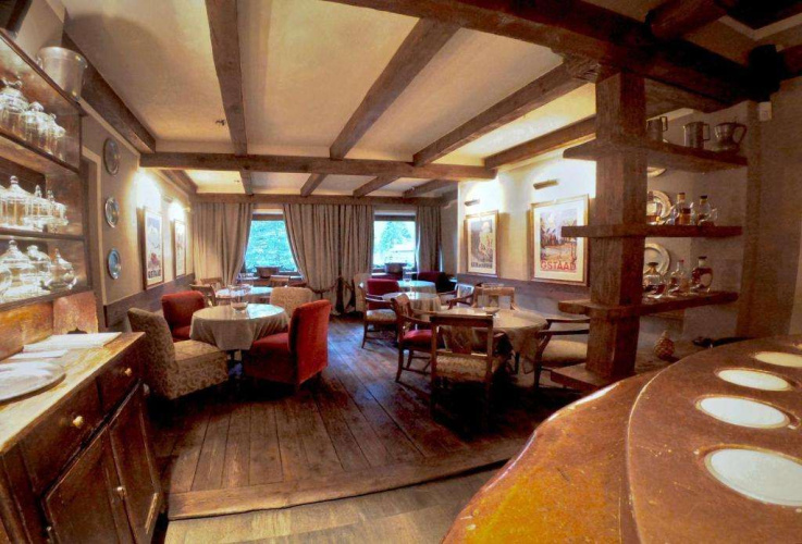 Le Samovar Guest House