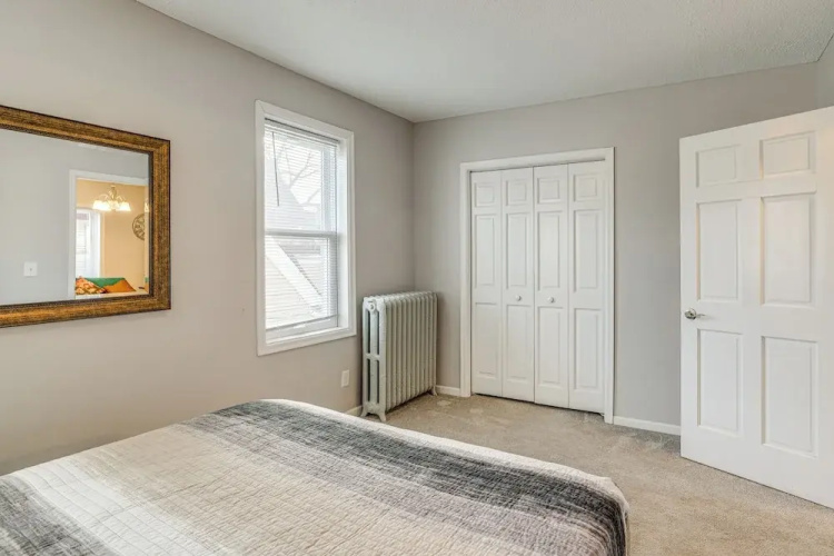 Central Duplex Townhome Close to Twin Cities