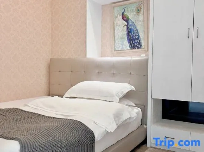 2 Bedrooms Quadruple Suite with balcony and with sea view