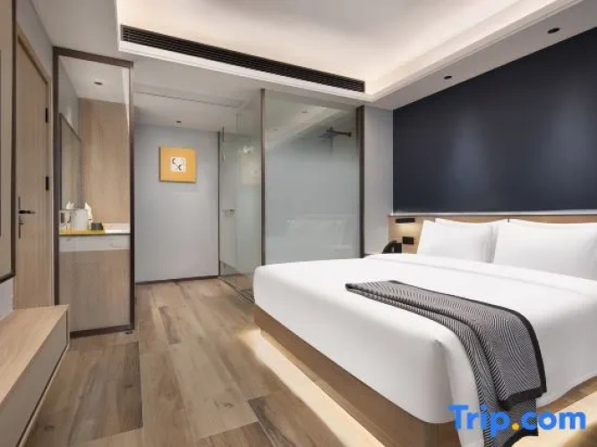 1 Bedroom Suite