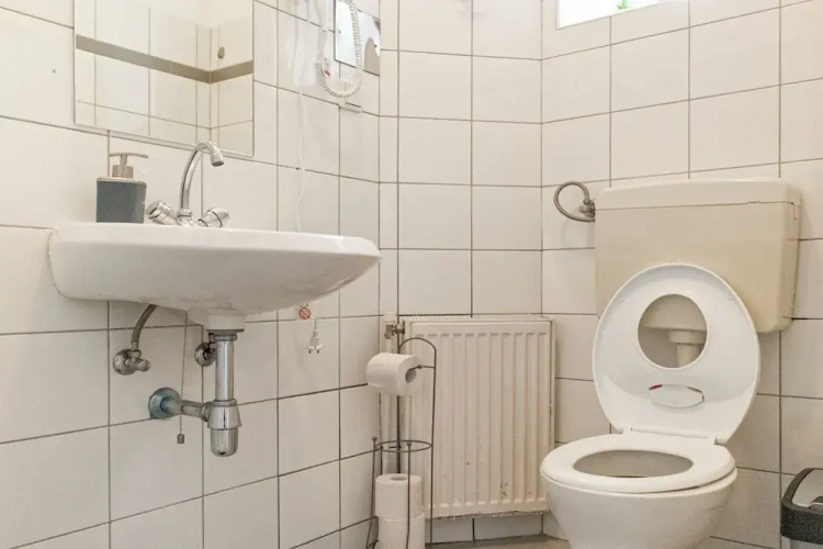 Bright 2BR Apt Perfect Long Stay