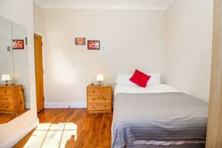 Standard Double room with city view