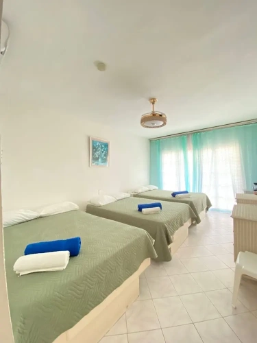 Standard Triple Family room with balcony