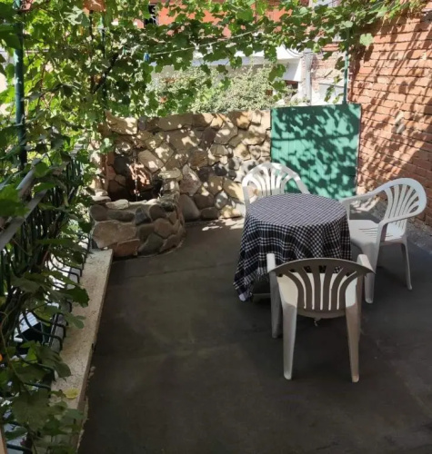 Nika7 Guest House