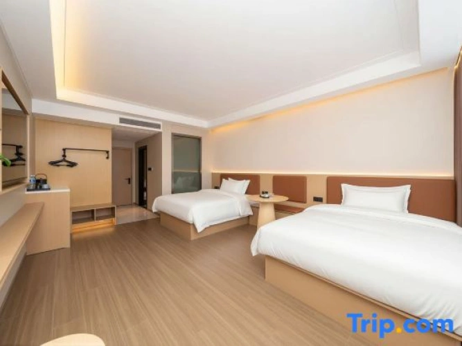Standard Twin Family room