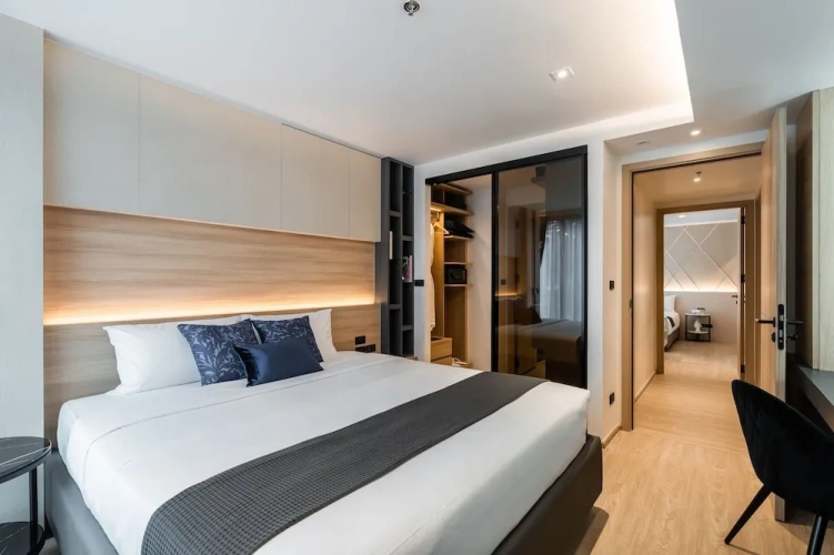 Standard Twin room with balcony