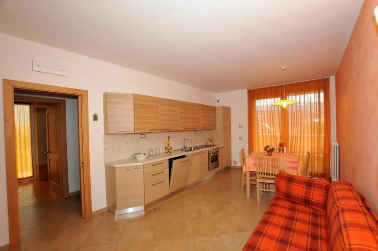 2 Bedrooms Apartment