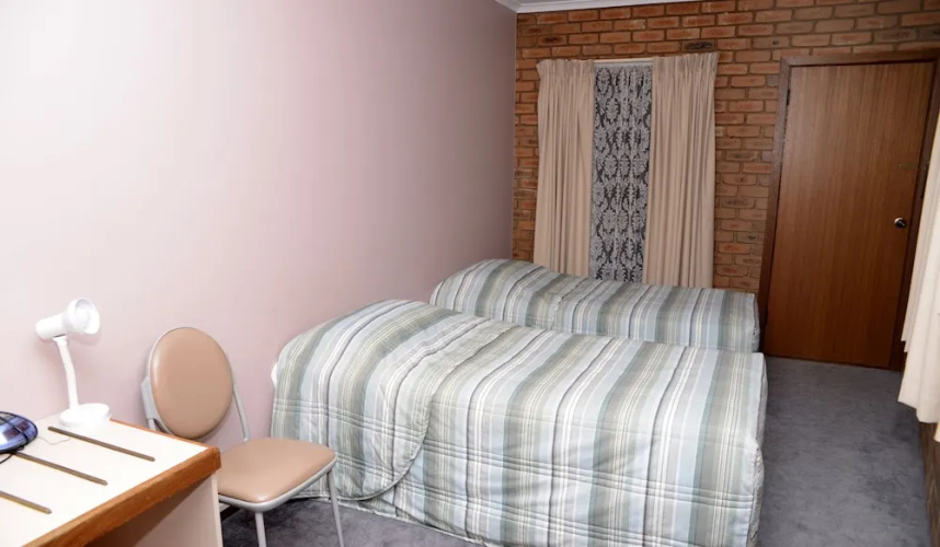 Rodney Motor Inn
