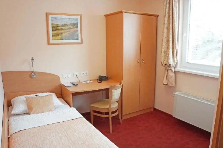 Standard Double room with view