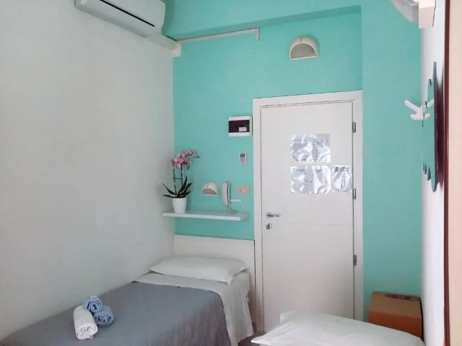 Standard Twin room with balcony