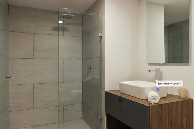 Casai Roma | 2 BR | Chic Apartment