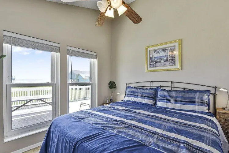 Acapulco Breeze by RedAwning