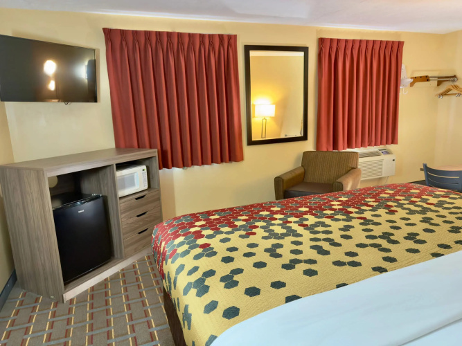 Econo Lodge Lansing - Leavenworth