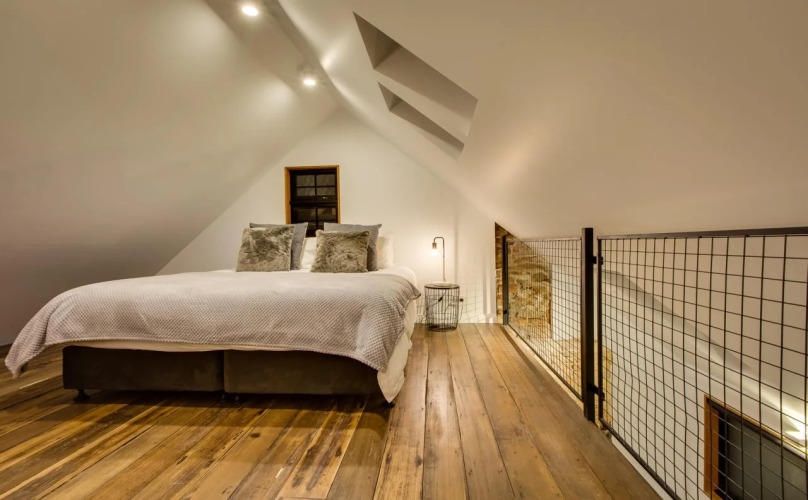 White Room ApartmentsOver view