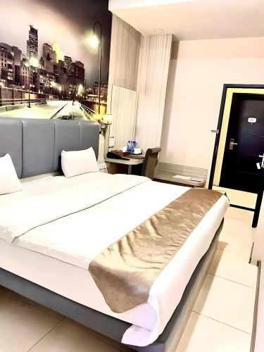 RedDoorz Plus @ Tanjung Uncang Batam
