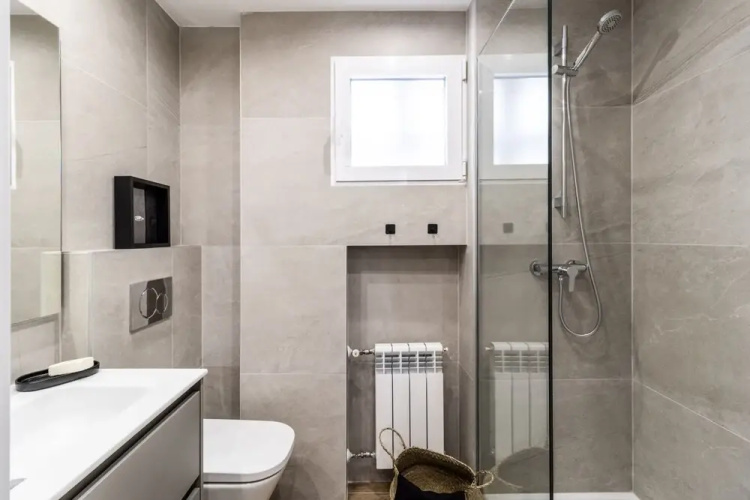 Formia - 2 Bedrooms in Azca