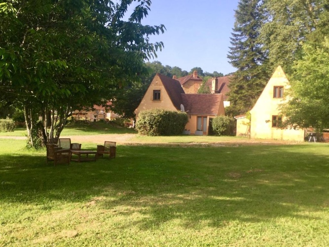 2 Bedrooms Cottage